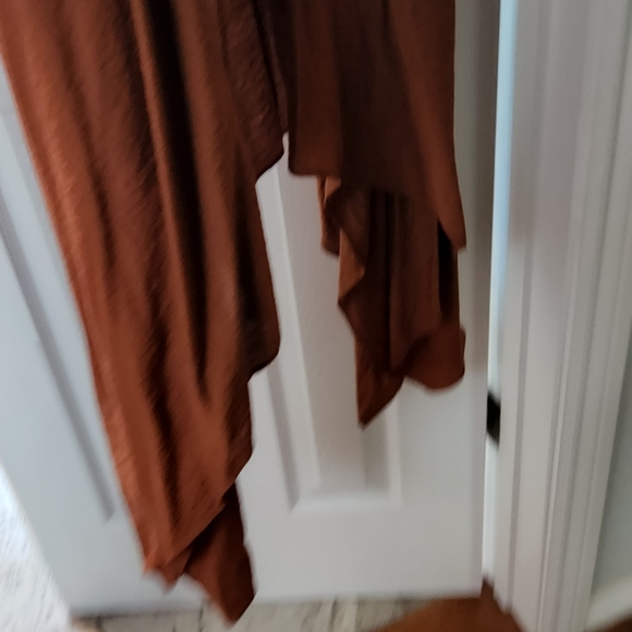 Bcbg brown wrap around dress GUC sz small - Picture 5 of 13